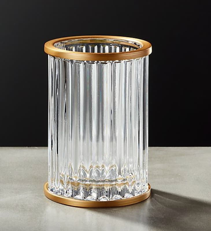 Stylish & Affordable Toothbrush Holders — Target, West Elm Apartment